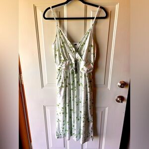 OUGES Size Medium Floral dress NWT